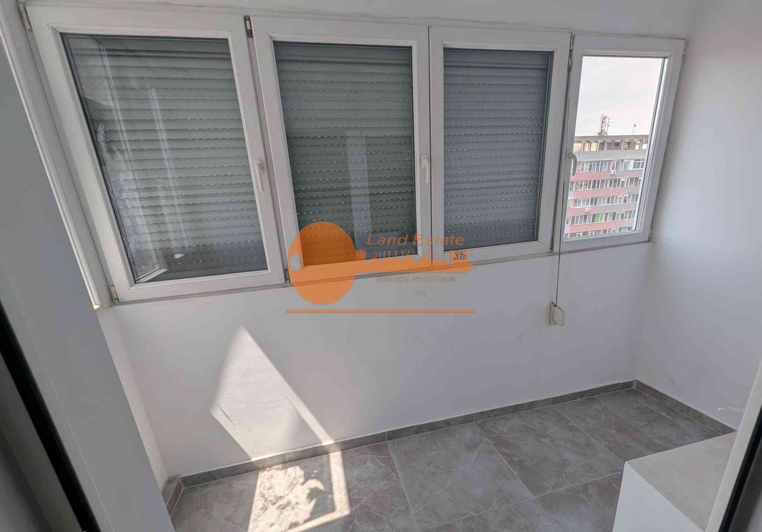 Apartament 2 camere la 6 minute Metrou Obor - Poză 9