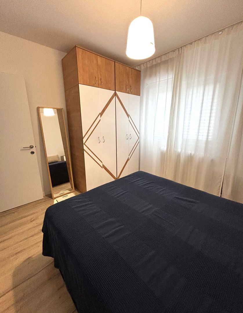 AP. 2 CAMERE RENOVAT COMPLET, BLOC REABILITAT, DOG FRIENDLY, LIBER - Poză 3