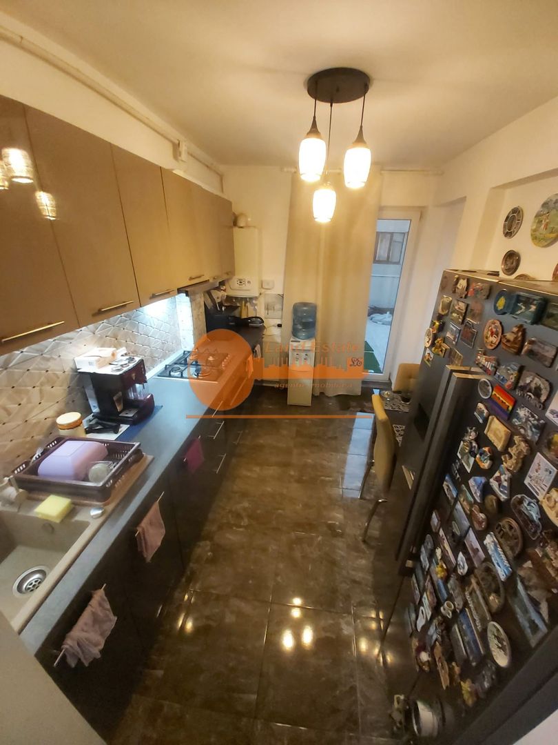 Vanzare 3 camere ( incalzire pardoseala si terasa 120 mp ) - Poză 2