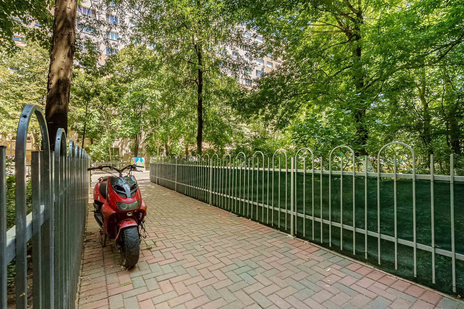 Apart 2 camere Titan 1 Decembrie vis-a-vis Auchan str Jean Steriadi - Poză 14