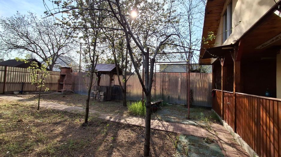 Teren plus Casa cu 2 Camere  zona Andronache – Gherghiței - Poză 6