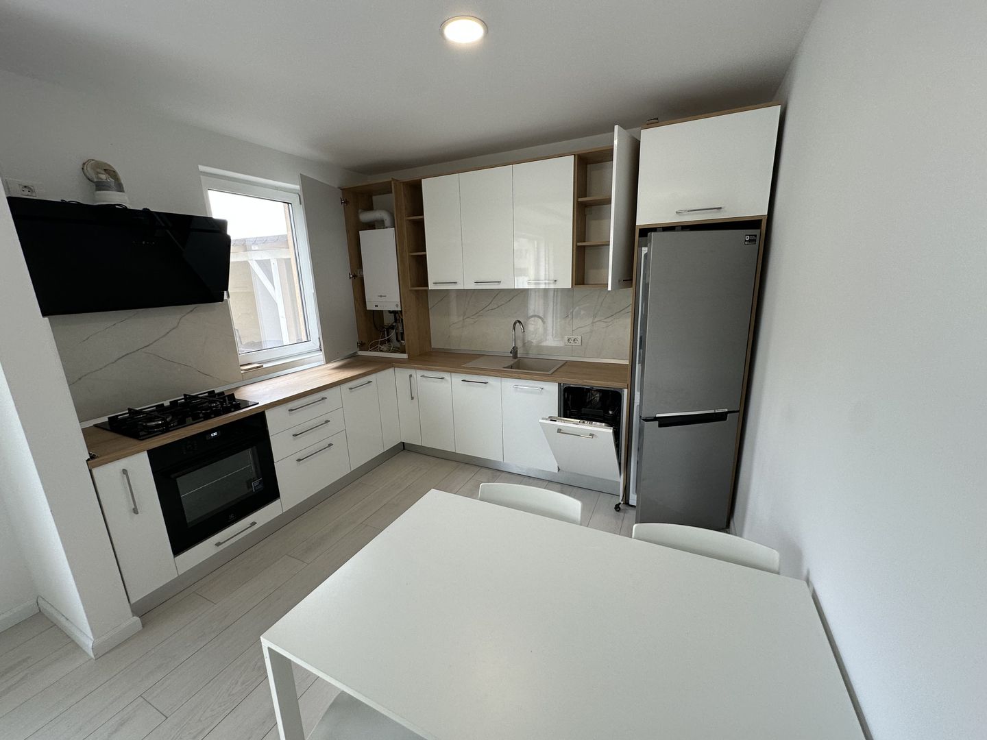 Apartament în zona de N/ Dumbravita zona Player Pool - Poză 8