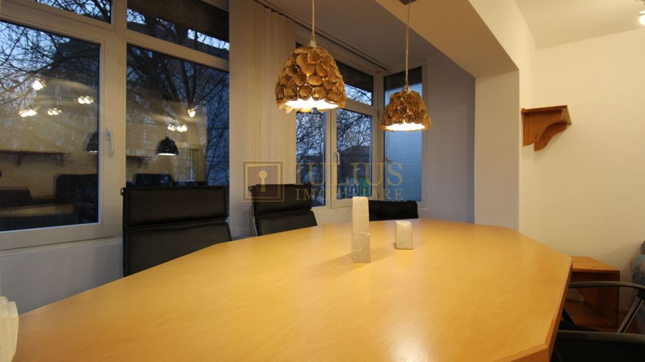 Decomandat, centrala pproprie, ideal pentru cei ce lucreaza de acasa. - Poză 6