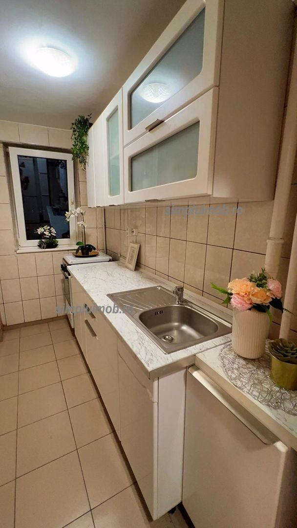 VANDUT! Apartament Brancoveanu cu Parcare Boxa Balcon - Poză 6
