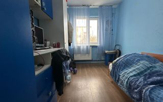 4 camere | etaj intermediar | centrala proprie | mobilat si utilat | boxa | - Poză 10