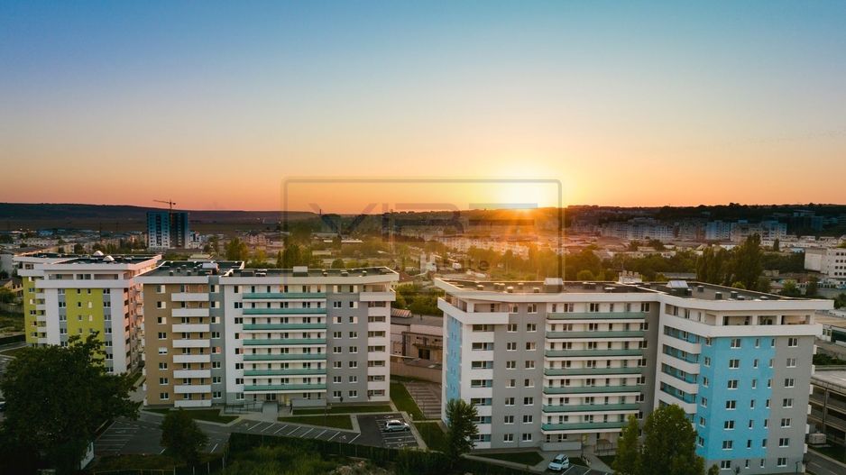 Apartament 1 cam 42 mp Complex Conest Evolution - Poză 23