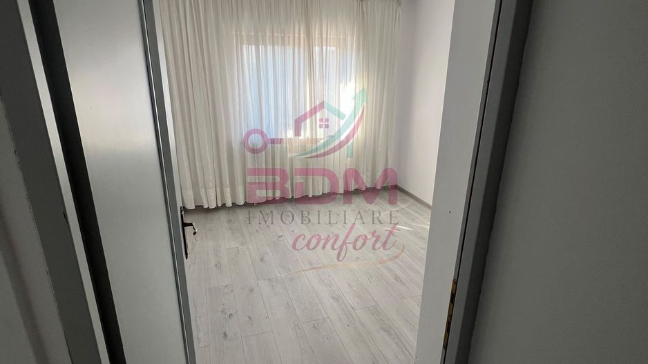 COMISION 0 I Apartament 3 camere | decomandat | etaj intermediar - Poză 11