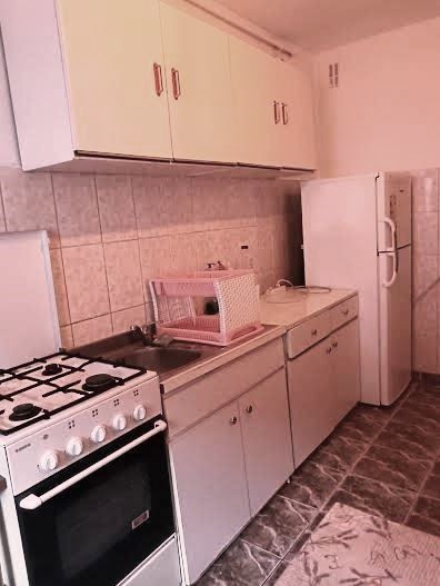 Apartament cu 3 camere in Racadau - Poză 4