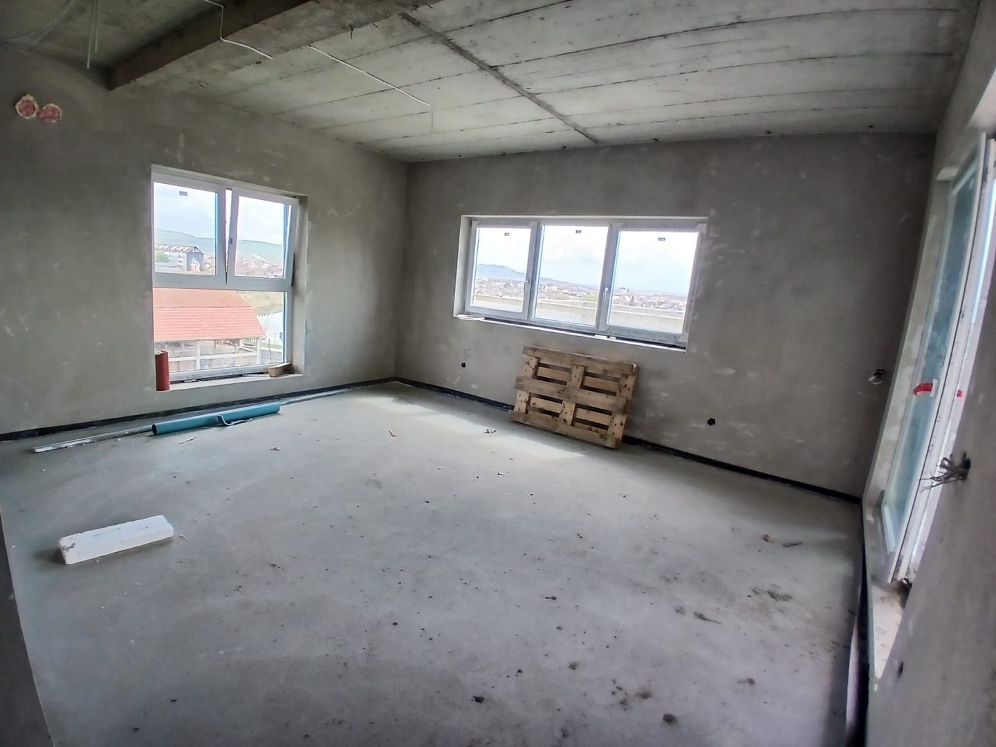 Penthouse pe malul lacului, cu terasă panoramică 90 mp - Poză 8