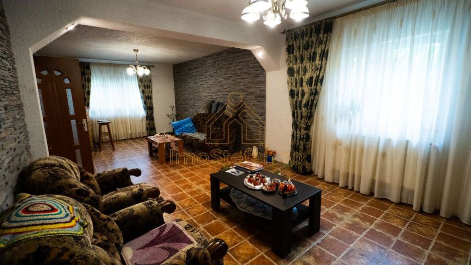 Casă modernă și cochetă cu grădină frumoasă în Techirghiol - Poză 2