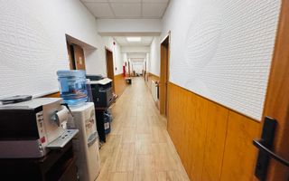 Spațiu comercial de închiriat - Poză 2