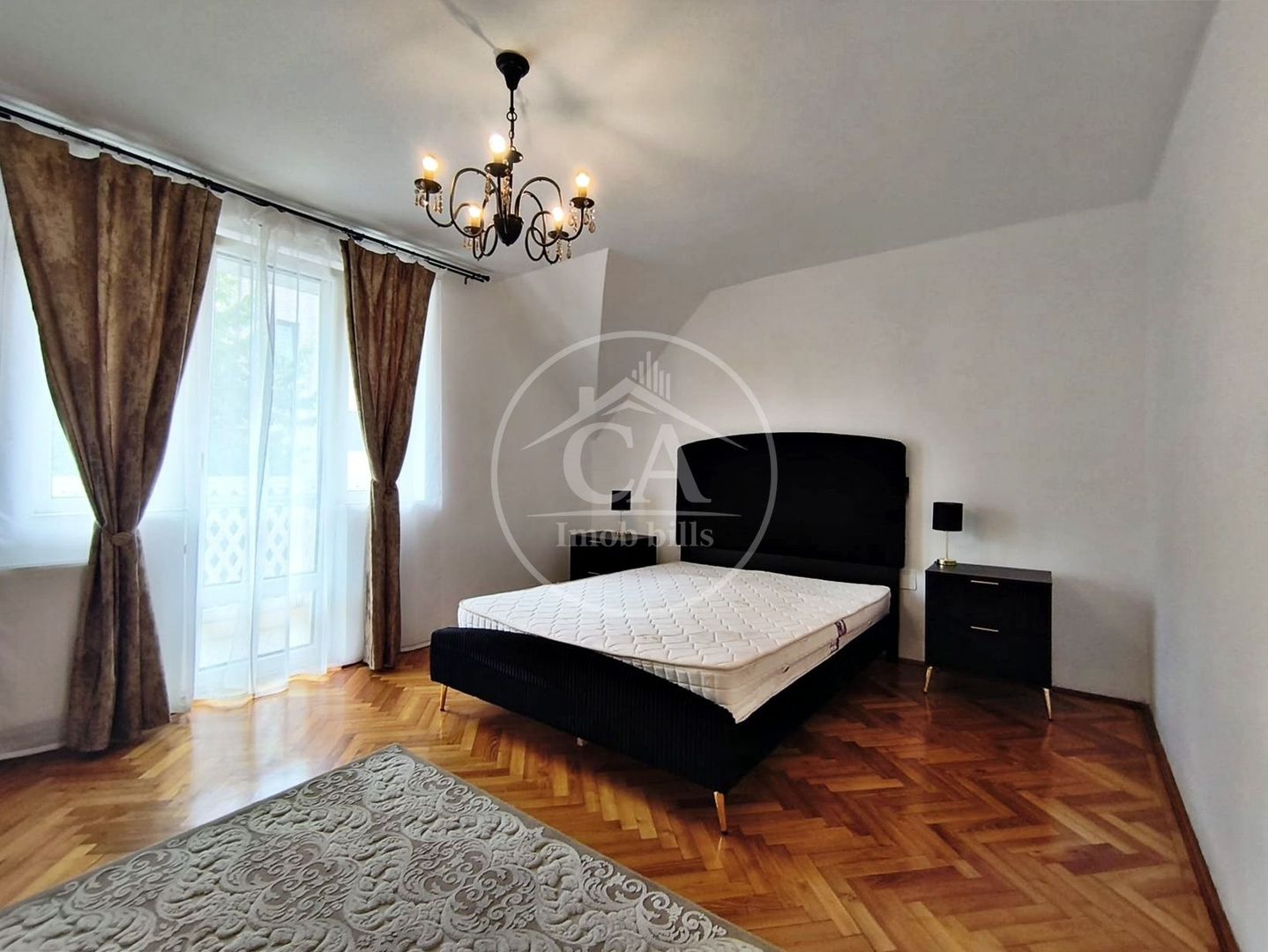 Apartament cu 3 camere de închiriat în zona Centrala, Oradea - Poză 1