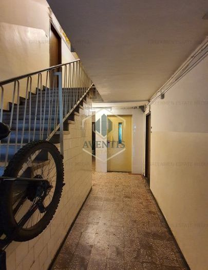 Piata Victoriei - Titulescu, vedere rasarit, decomandat, bloc reabilitat - Poză 19