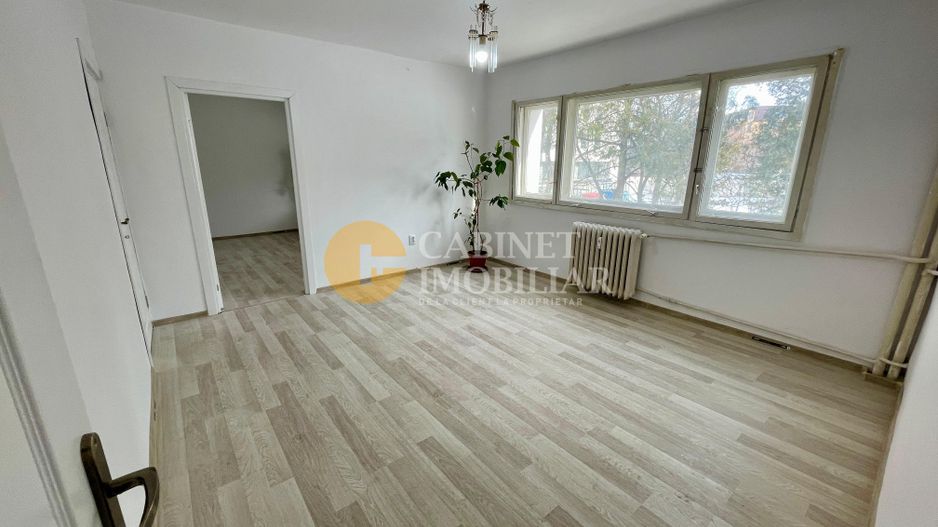 Apartament cu 3 camere - Etaj 1 - Fara Risc - Zona Palas - Poză 1
