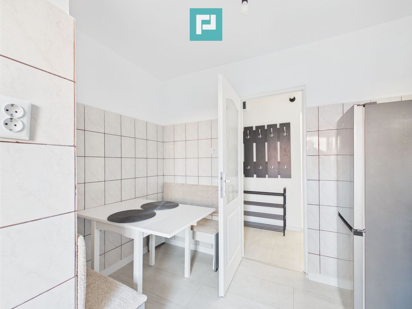 Apartament lux 3 camere de închiriat central Arad - Poză 3