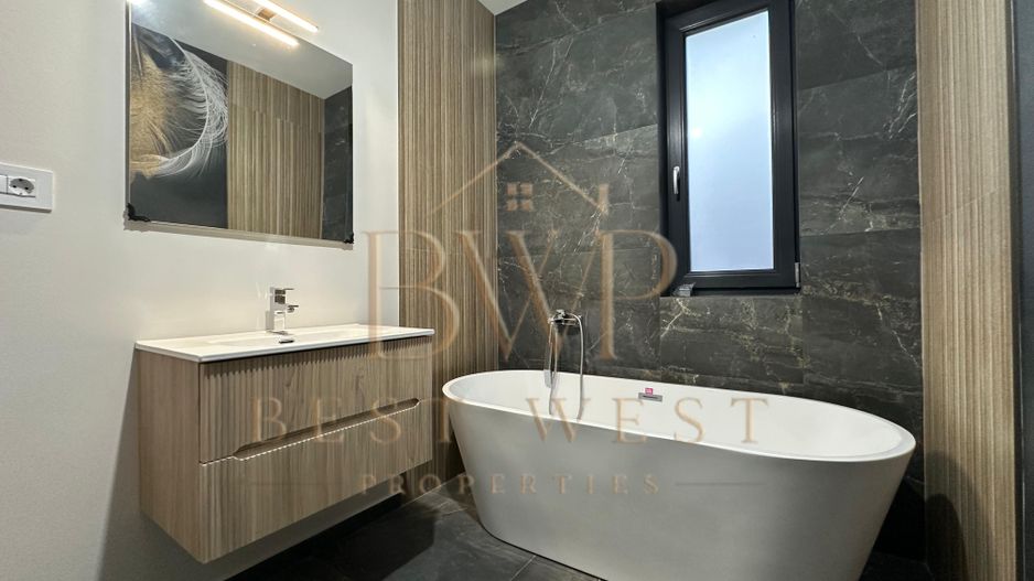 Duplex 1/2, 4 camere, 3 băi, la strada principală Mosnita Veche - Poză 9