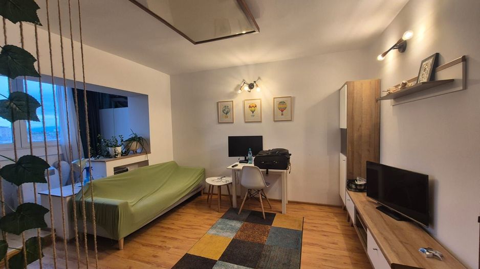 Intrare Racadau, garsonieră mobilată si utilată - Poză 2