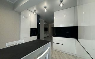 Chirie, apartament, 3 camere, bul. Mircea cel Bătrân, Ciocana - Poză 1