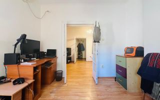 Apartament cochet cu 2 camere și curte individuală – Str. Măcelari - Poză 1