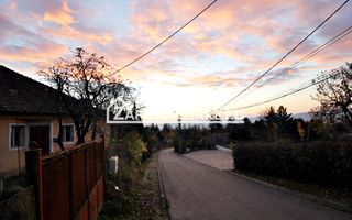 Casa zona Platou,1.001mp.teren,deschidere la 2 strazi,0%comi - Poză 2