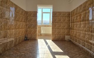 Apartament decomandat 3 camere, 60 mp, Galata – 95.000 € - Poză 6