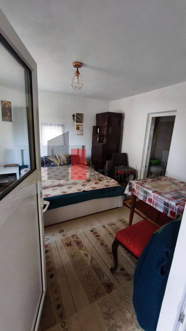 Casa curte cu teren 1600 mp Manolache - Poză 12