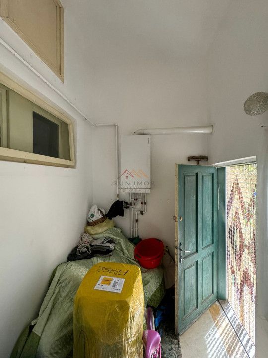 Apartament 3 camere in casa, central, terasa, garaj, gradina, Campina - Poză 11