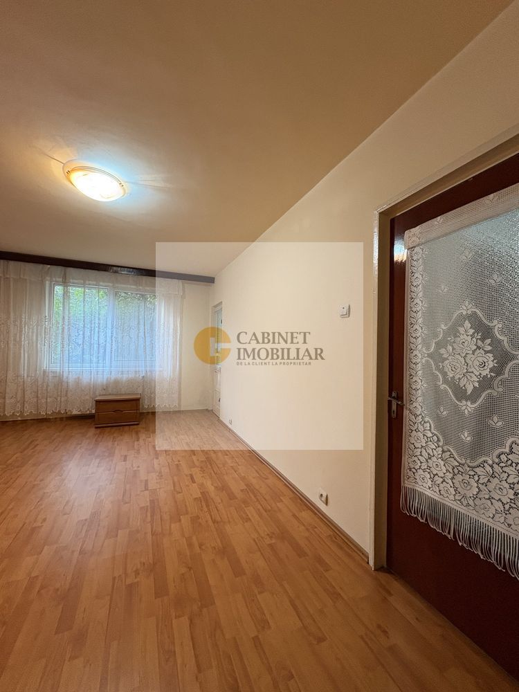 2 Camere - 52MP | Decomandat | Etaj 3/8 | Credit | M Crangasi - 8 min - Poză 8