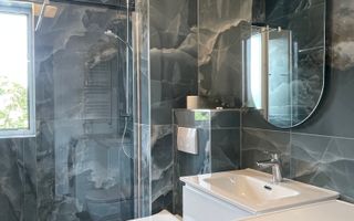 Apartament nou cu 2 camere + parcare subterană | Central | Oradea - Poză 13
