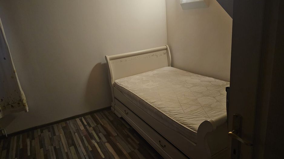 Inchiriez casa in Sanpetru - Poză 11