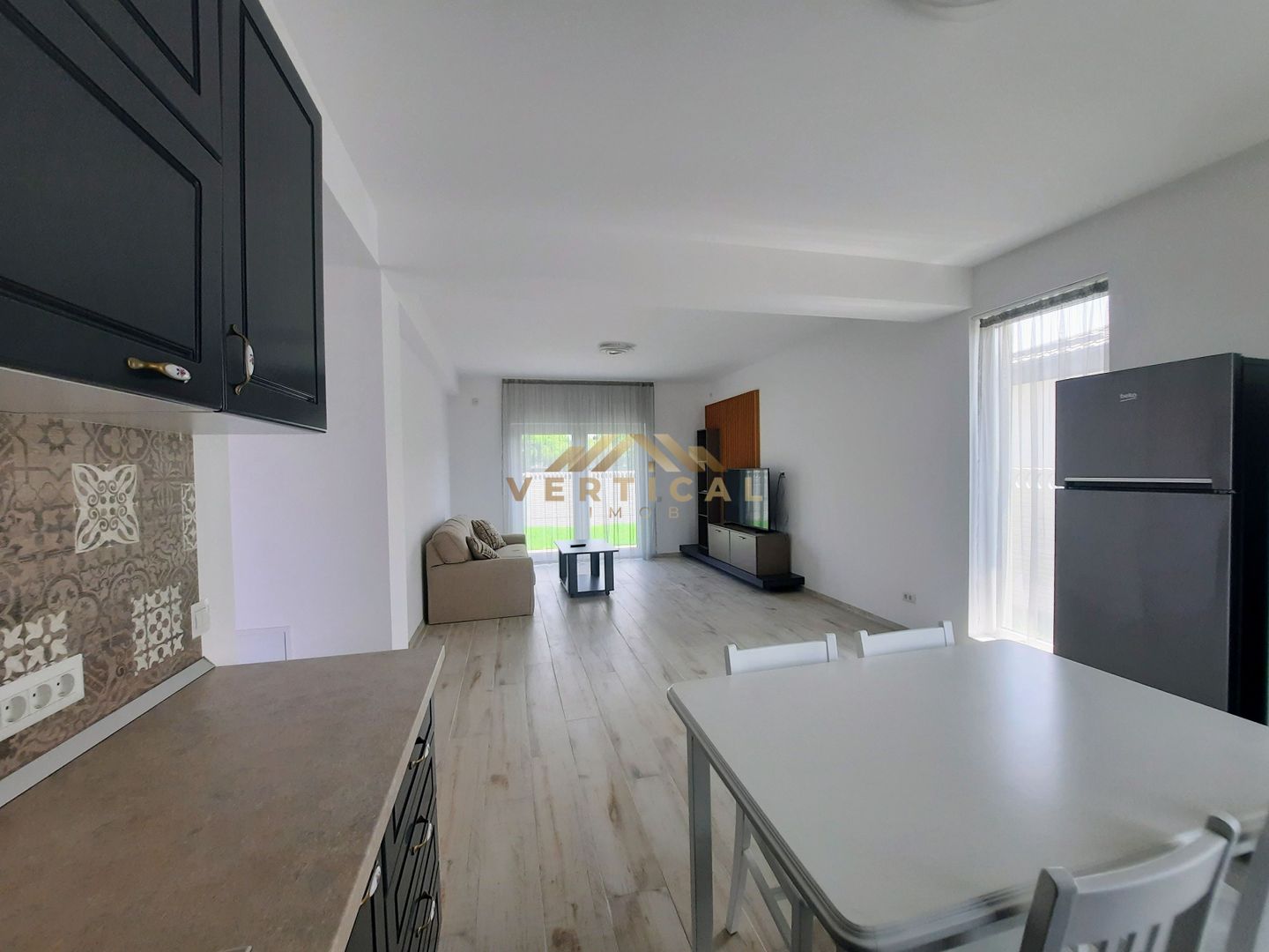 Casa parter de inchiriat cu 3 camere - comuna Berceni - Poză 15