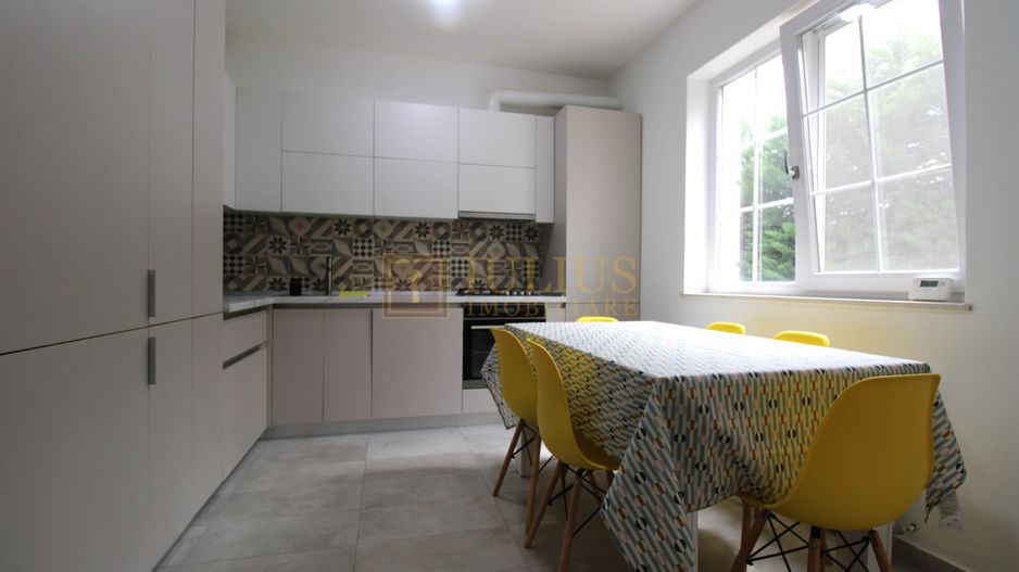 Zona Cora - Dumbravita, 5 camere + 2 bai. - Poză 7