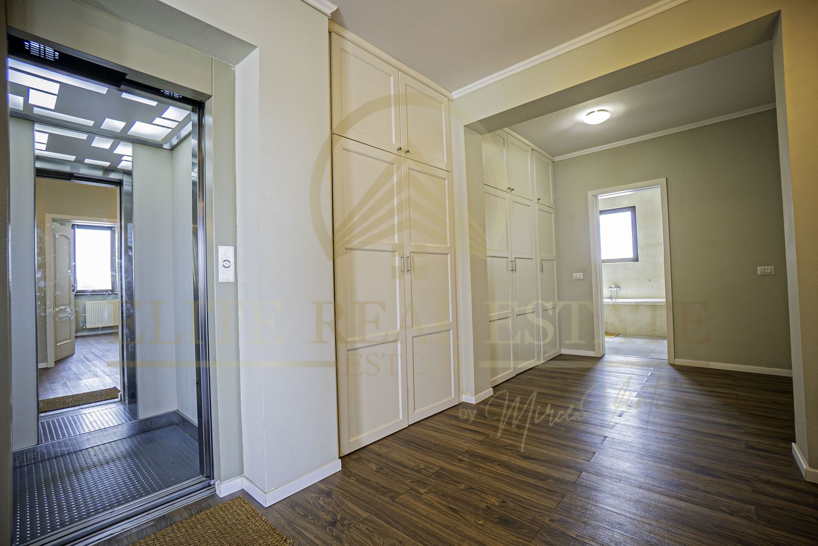 Penthouse 3 camere, 100 mp, Terasa 50 mp, Lift direct in apartament - Poză 7