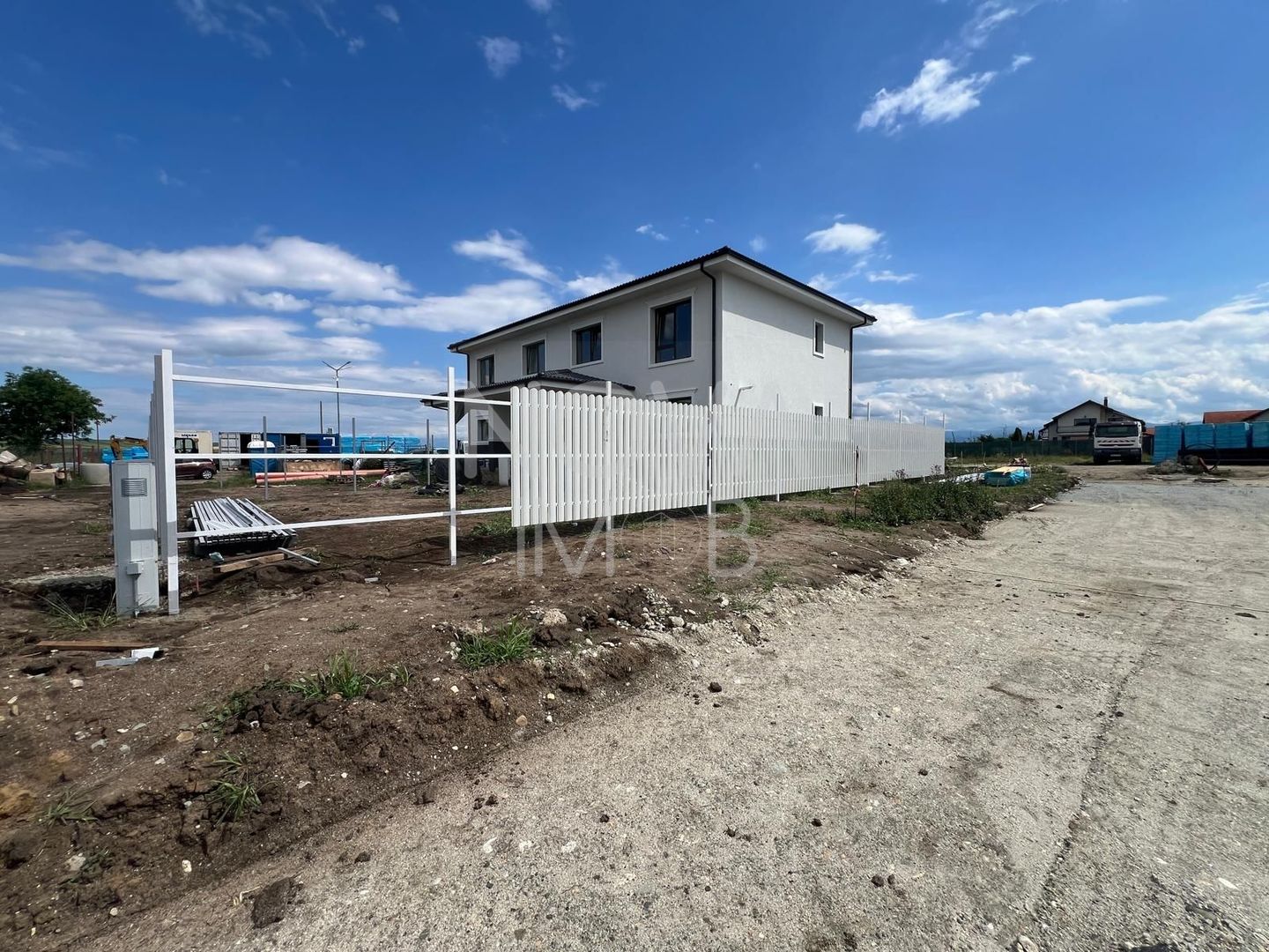 Casa tip duplex 5 camere, 215 mp gradina - Sura Mica - Poză 4