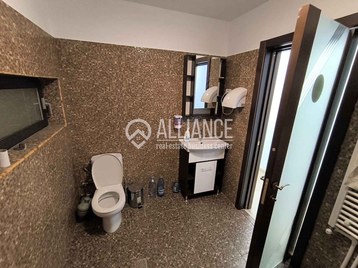 CENTRU ANAF (cod03)- Birou luminos si cochet ! - Poză 7