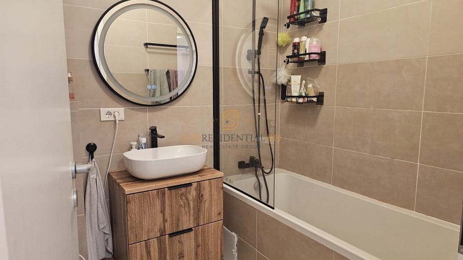 Apartament cu 3 camere, complet mobilat si utilat, acces rapid metrou - Poză 19