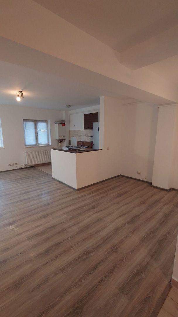 Garsoniera de vanzare Prelungirea Ghencea Loc de Parcare - Poză 1