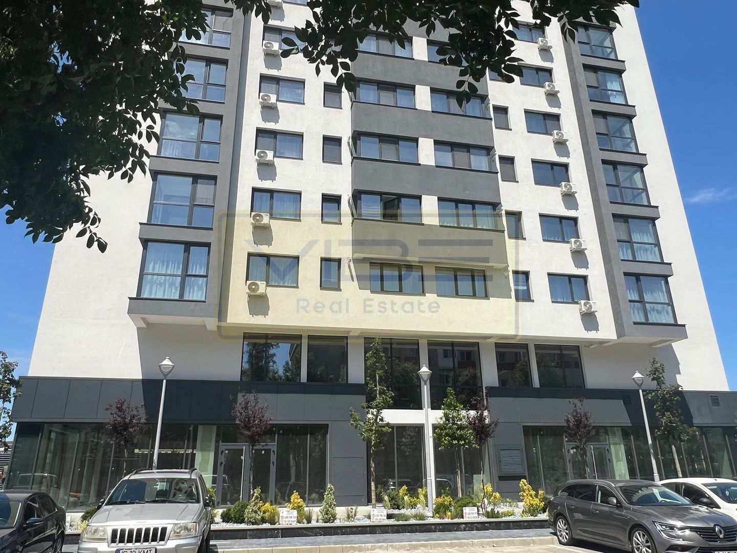 Apartament nou, modern, cu parcare la Comat Towers. - Poză 18