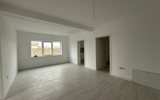 Duplex pe parter – compartimentare excelentă, teren generos. - Poză 3