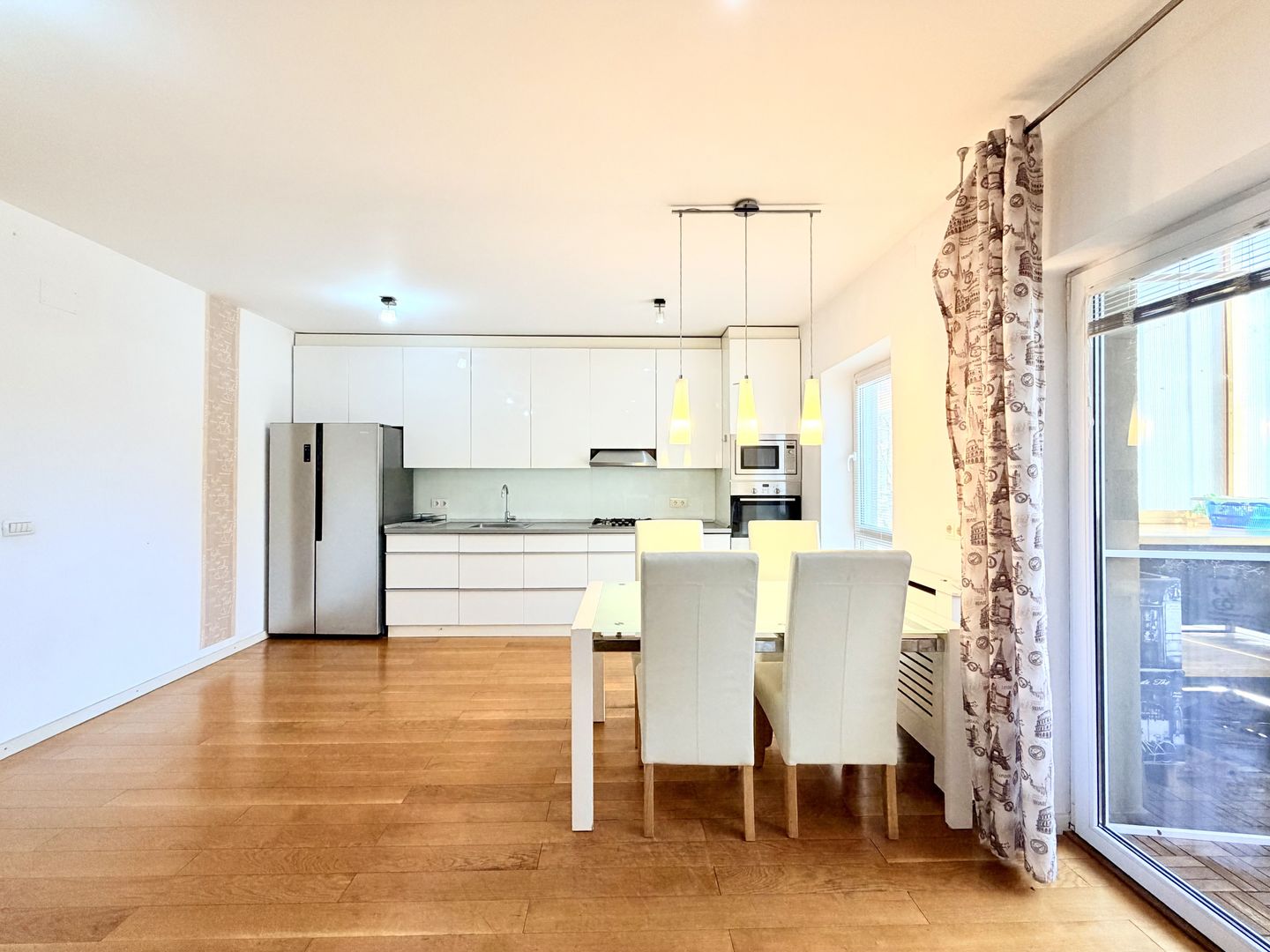 Apartament elegant -curte proprie - garaj - Poză 9