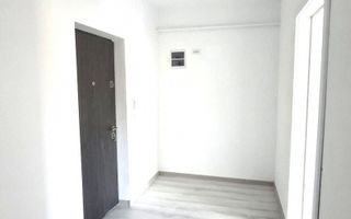 Garsoniera Bloc 2026 Cavalerului Residence et.1 loc de parcare inclus - Poză 4