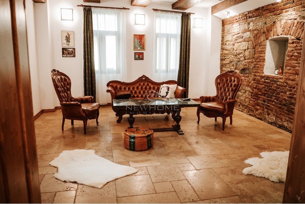 Casa de vanzare 4 camere, zona centrala Gherla - Poză 1