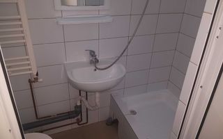 Apartament cu 1 cameră, zona Podul de Fier, Iași – de închiriat - Poză 4