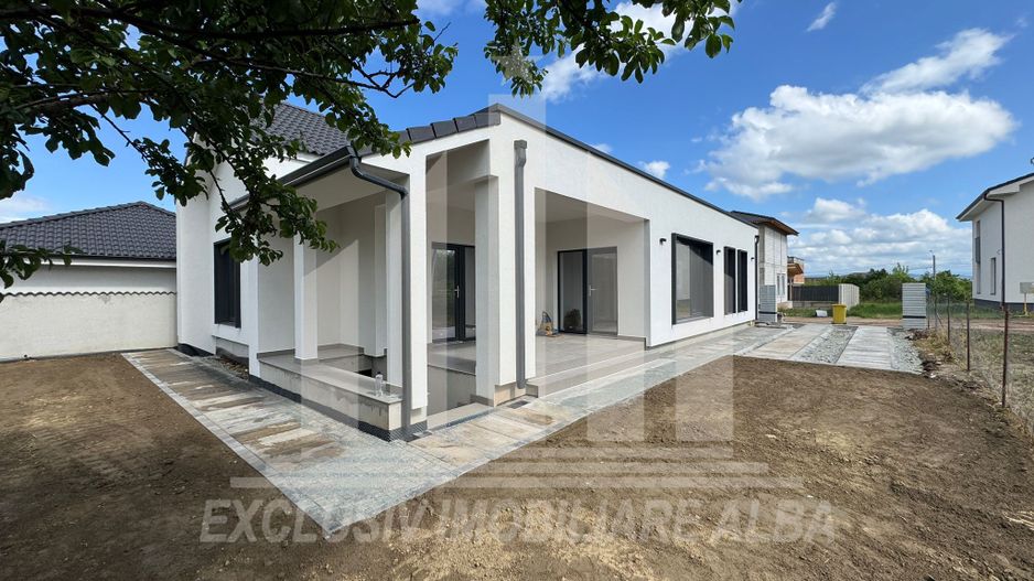 Casa individuala | 120 mp | 370 mp teren | Alba-Micesti - Poză 1