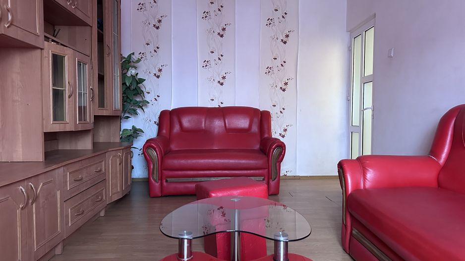 De vânzare! Apartament spațios cu 3 camere! - Poză 2