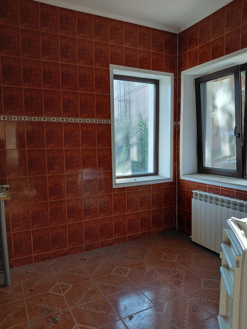 De vânzare – Casă D+P+2E+M în zona ultracentrală ideala pentru afacerea ta! - Poză 34