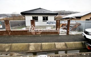 Casa 3 camere, 85mp, 430mp teren, garg,pavaj,0% comision - Poză 1