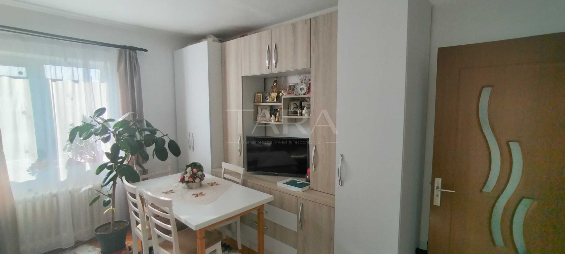 Locuință practică și luminoasă cu 2 camere – Mănăștur, Piața Flora. - Poză 1