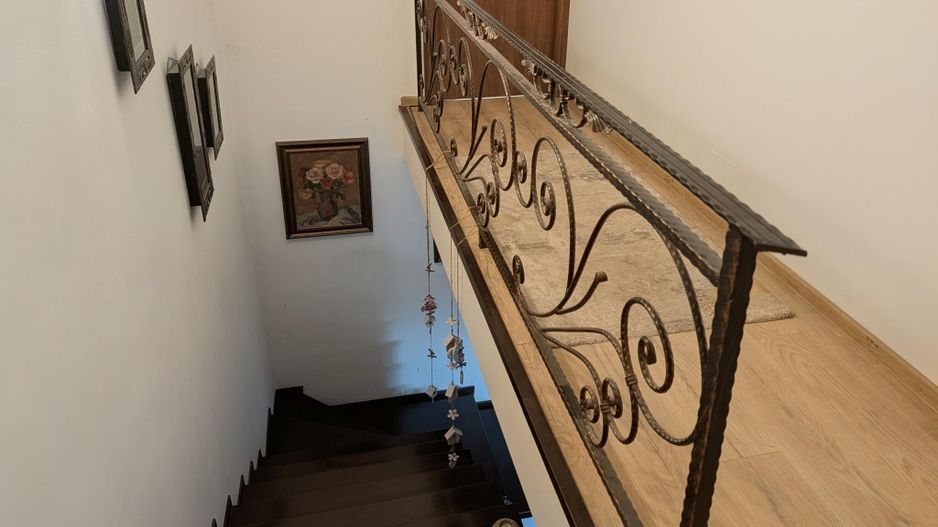 Padurea Cernica - Casa P+1+Pod Inalt, Lot pe Colt 250 Mp, Mobilata - Poză 17