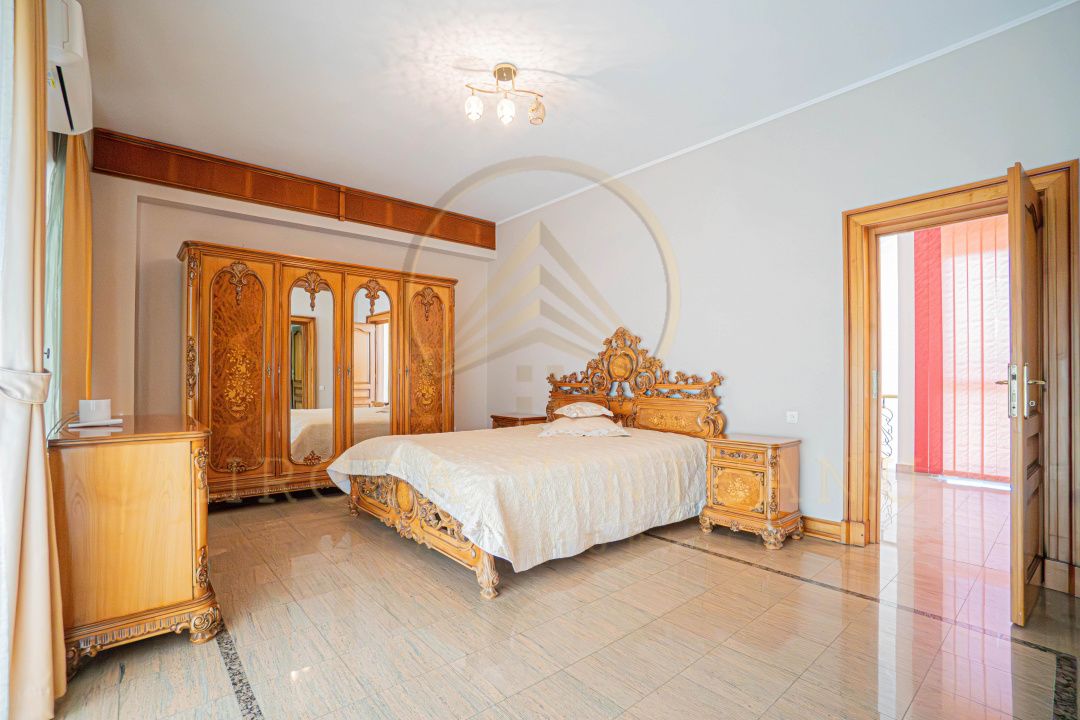 Ultracentral -Cladire impozanta  D+P+2E. - Poză 41